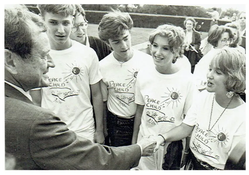 James Grant of UNICEF meets Peace Child 